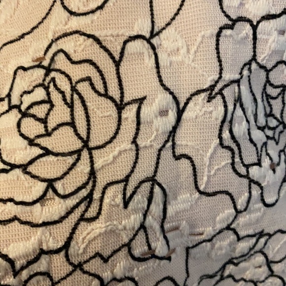 Cute shirt - Picture 3 of 5